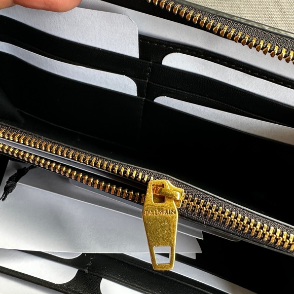 New Balmain 1945 zip around wallet clutch - Picture 7 of 8